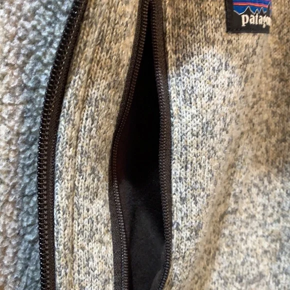 🌸PATAGONIA size L used only ones in excellent condition.
